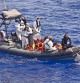 Un grupo de inmigrantes rescatados hoy en el Mediterráneo