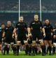 La selección de Nueva Zelanda se prepara para interpretar el Haka antes de la semifinal del Mundial de rugby 2015 ante Sudáfrica