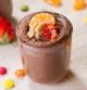 Mousse de chocolate con fruta