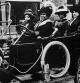 Sarah Breedlove, más conocida como Madam C. Walker, al volante de un automóvil en 1911. New York Public Library