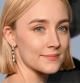 La actriz Saoirse Ronan attends the 2018 Vanity Fair Oscar Party hosted by Radhika Jones at Wallis Annenberg Center for the Performing Arts on March 4, 2018 in Beverly Hills, California.
