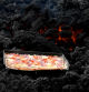 Aprovecha la actividad de un volcán para cocinar pizzas a más de 1.000 grados y venderlas