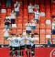 VALENCIA, 16/05/2021.- Aficionados del Valencia CF celebran el cuarto gol del equipo ante el Eibar, durante el partido de Liga en Primera División que disputan este domingo en el estadio Mestalla de Valencia. EFE/Biel Aliño