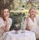 Cameron Diaz y Katherine Power junto al espumoso que Raventós i Blanc de Sant Sadurní d’Anoia ha elaborado para ellas