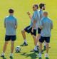 LAS ROZAS (MADRID), 05/07/2021. El entrenador de la selección española de fútbol, Luis Enrique Martínez (c), dirige un entrenamiento del combinado nacional, este lunes, en la Ciudad del Fútbol de Las Rozas, Madrid. España se enfrenta el martes a Italia en las semifinales de la Eurocopa 2020. EFE/Rodrigo Jiménez