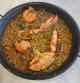 Los arroces con marisco son una opción deliciosa para disfrutar en la terraza de un restaurante, pero también para reunirte con los tuyos e incluso cocinar en familia. Miquel Antoja te propone una receta para comprobarlo, un arroz con bogavante al horno sabroso y sencillo para el que solo necesitarás adquirir ingredientes de calidad y seguir atentamente todos los pasos. ¿Te atreves?