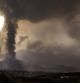 La Agencia Estatal de Meteorología (AEMET) baraja la posibilidad de que en las próximas horas comience a caer volúmenes indeterminados de lluvia ácida sobre determinados puntos de las islas del archipiélago canario de mayor relieve, un fenómeno asociado a la erupción del volcán de La Palma.