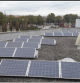 Placas solares fotovoltaicas en el tejado de la escuela Sant Vicenç, en Mollet del Vallès  .
