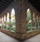 el claustro gótico del monasterio de Santa Maria de Montsió en su actual ubicación, en Esplugues de Llobregat.