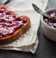 Tostada con mermelada