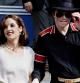 Lisa Marie Presley y Michael Jackson en agosto de 1994