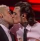 Beso entre Fedez y Rosa Chemical