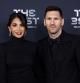 Antonela Roccuzzo y Leo Messi en la alfombra verde de los premios The Best