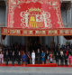 La princesa Leonor, el rey Felipe VI y la reina Letizia, junto con otras autoridades, este martes en la entrada del Congreso