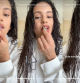 Rosalía muestra el paso a paso de su lip combo viral