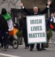 En las manifestaciones contra la inmigración, tanto en Dublín como en pequeñas poblaciones rurales, abundan pancartas con inscripciones como “Irlanda primero”, “Irlanda para los irlandeses”, “La isla está llena” y “Irish Lives Matter”