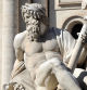 Representación de Zeus como alegoría del Ganges en la fuente de los Cuatro Ríos de Bernini. Piazza Navona, Roma