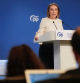 La secretaria general del PP, Cuca Gamarra, en la rueda de prensa de este lunes