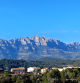 Panorámica de El Vilar con Montserrat de fondo. Imágenes de Narcís Serrat