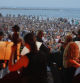 Orquestra Simfónica del Liceu en un concierto en la playa del Bogatell bajo la batuta de su director Josep Pons