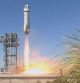 La Misión NS-25, con el cohete New Shepard 4 y la cápsula de la tripulación, despegando de la base de Blue Origin cerca de Van Horn, Texas