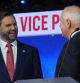 Vance ofrece su cara más moderada en el debate de vicepresidentes para cazar al votante indeciso.