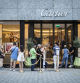 13 - 06 - 2023 / Barcelona / Colas en tiendas de lujo de paseo de gracia / Colas en Cartier - Tiendas de lujo paseo de gracias / Foto: Llibert Teixidó -
