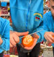 El mejor frutero de Tiktok nos muestra los trucos para diferenciar la mejor mandarina del mercado