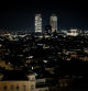 foto XAVIER CERVERA 15/01/2025 (eixample, torres (mapfre, hotel arts) villa olimpica) poca luz en la ciudad de barcelona ... algunas calles (pocas) bien, pero en general oscuro (des de torre barcelona)