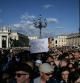 Euforia en la plaza de San Pedro ante la elección del nuevo Papa