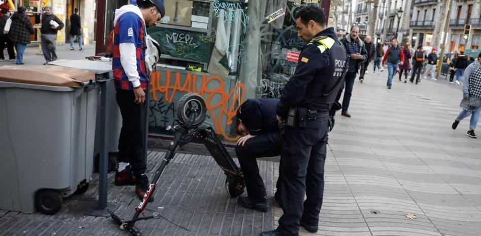 Qué documentos son obligatorios para ir en patinete eléctrico