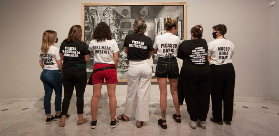 Estudiantes de arte denuncian en el Museo Picasso de Barcelona la misoginia del pintor