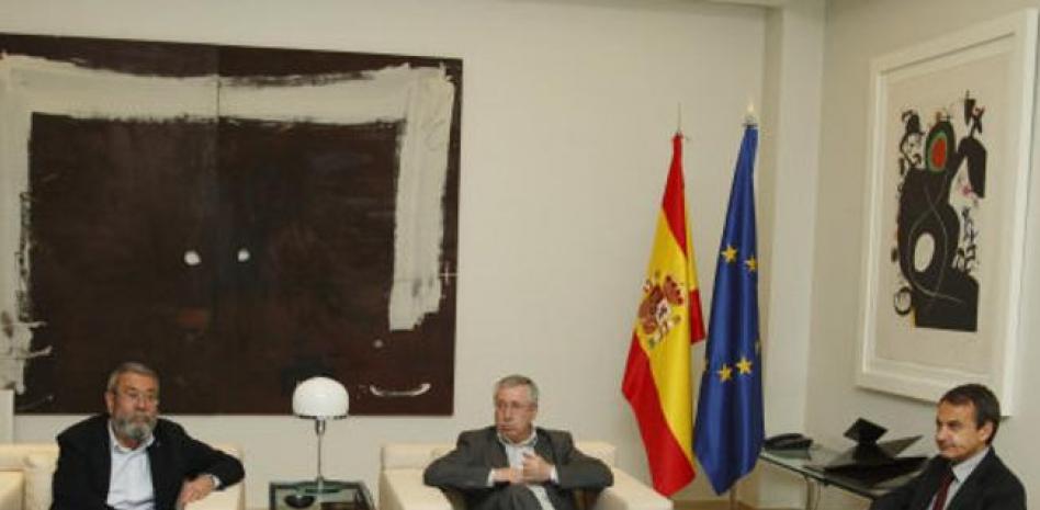 Zapatero explica hoy a sindicatos su plan de recorte para evitar una huelga general