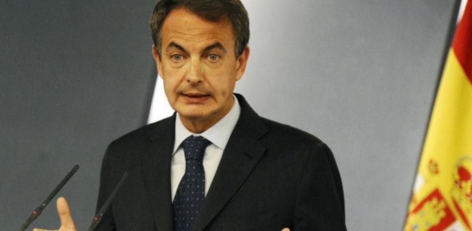 Zapatero considera su gobierno como el "que más ha mejorado las políticas sociales"