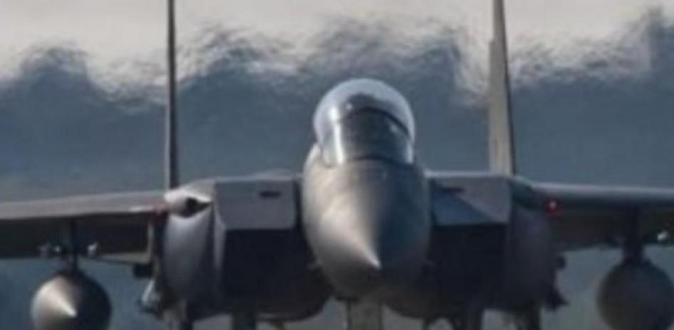 La alianza internacional inicia la guerra contra Gadafi