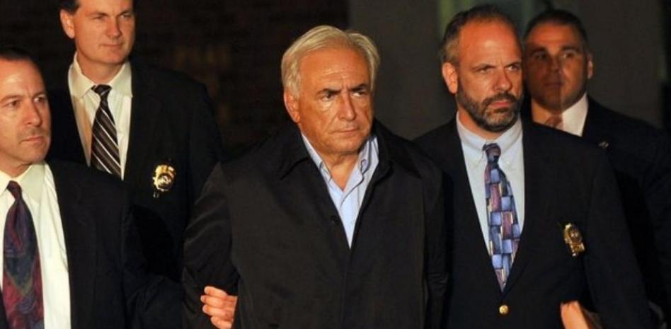 Strauss-Kahn dice que comía con su hija a la hora de la presunta agresión