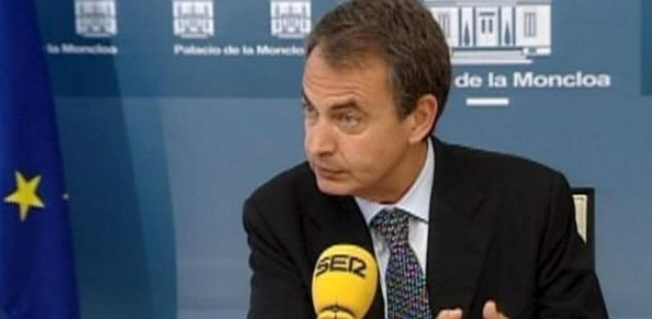 Rubalcaba no aclara si ordenará desalojar las acampadas de los 'indignados'