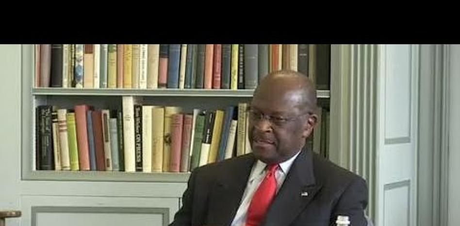 El candidato republicano Cain se queda en blanco ante una pregunta sobre Libia