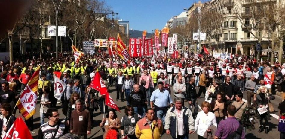 Los sindicatos invitan al Gobierno a negociar para desactivar la huelga general