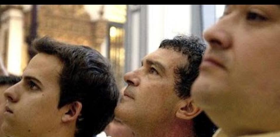 Banderas, de procesión en Semana Santa