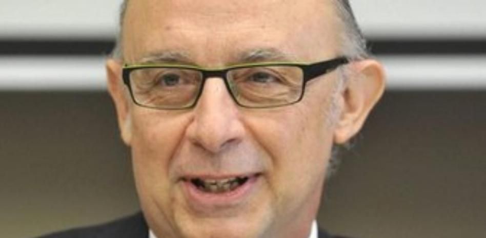 Montoro justifica los recortes a funcionarios en la falta de dinero