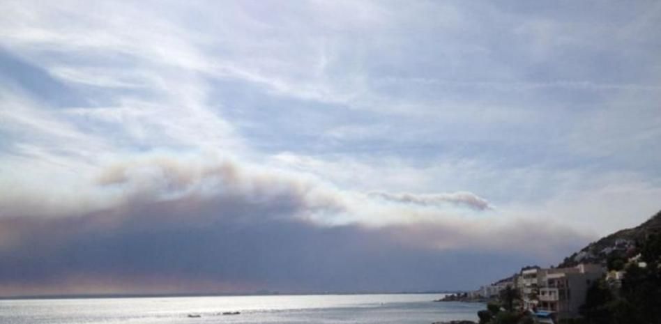 El olor a quemado del incendio del Alt Empordà llega a Barcelona