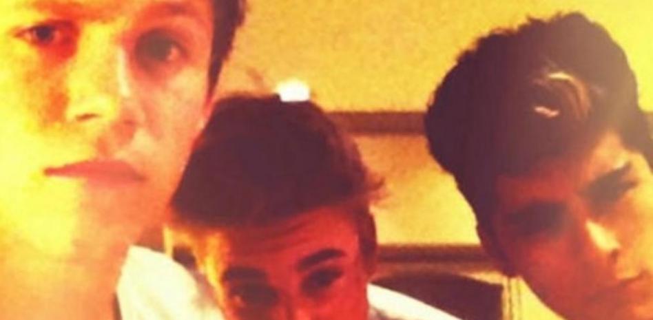 Rihanna y Chris Brown, el beso que ha descubierto su romance