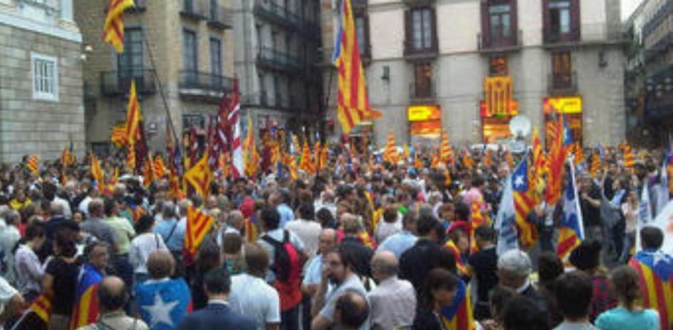 El Govern estudia proponer el Estado propio en el Parlament tras unas elecciones