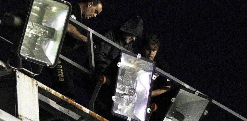 Rayo Vallecano-Real Madrid: El estadio recupera la luz tras el sabotaje