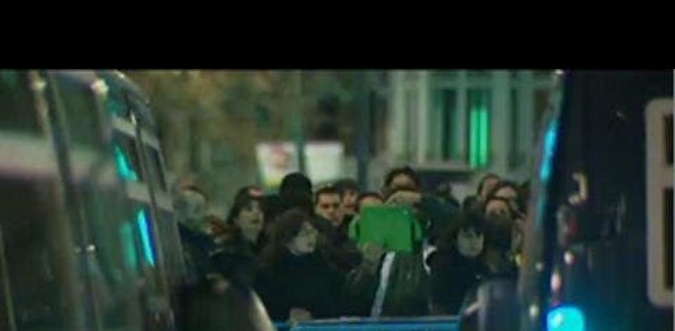 Cientos de personas se concentran ante la sede del PP en Génova contra la corrupción