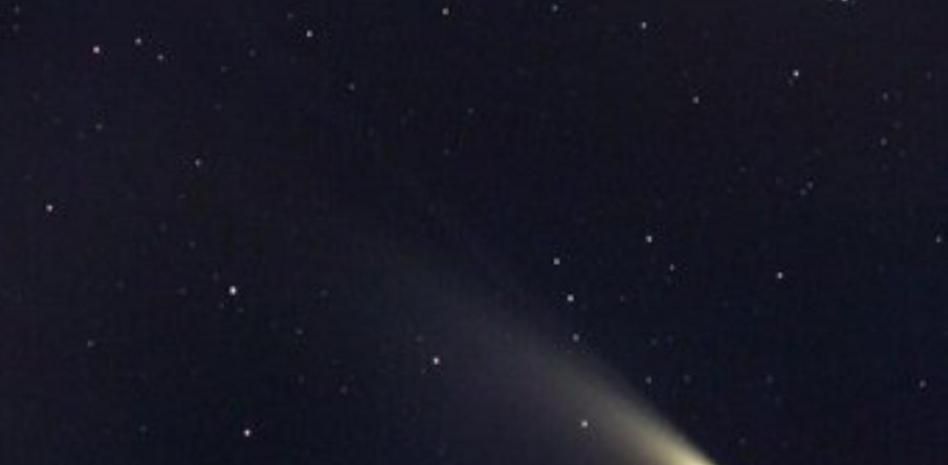 Dos cometas de gran intensidad visitan la Tierra