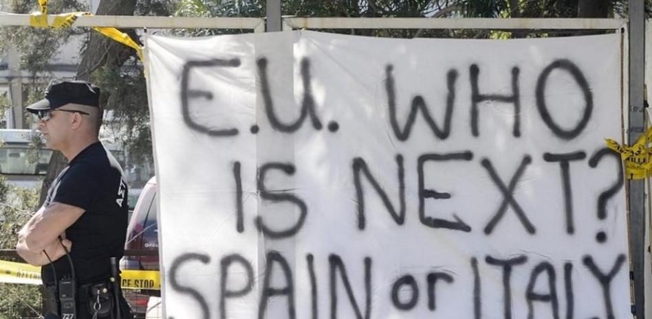 La crisis provoca la fuga de 288.000 millones de euros de los depósitos bancarios en dos años