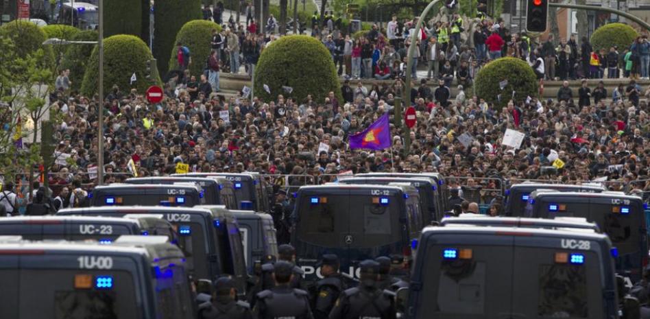 Fracasa un 'asedio al Congreso' marcado por la fuerte presencia policial