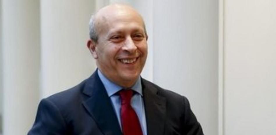 Wert: "Es falso de toda falsedad que la reforma ataque a las lenguas cooficiales"